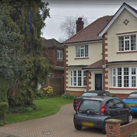 Leafy Suburban Bed And Breakfast Northwood (Greater London) Exterior foto