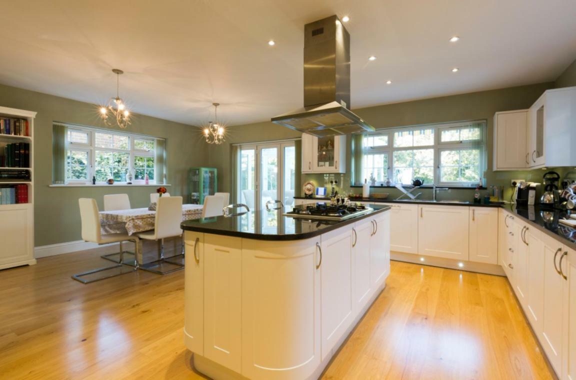 Leafy Suburban Bed And Breakfast Northwood (Greater London) Exterior foto